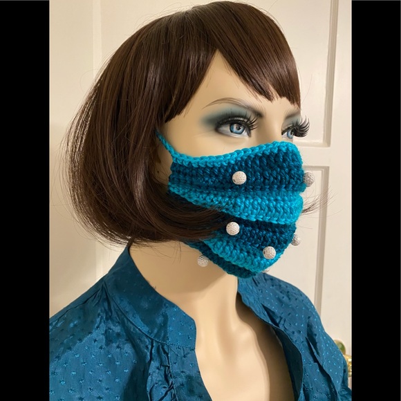 Decorative Hand-knitted Face Mask - Picture 2 of 13